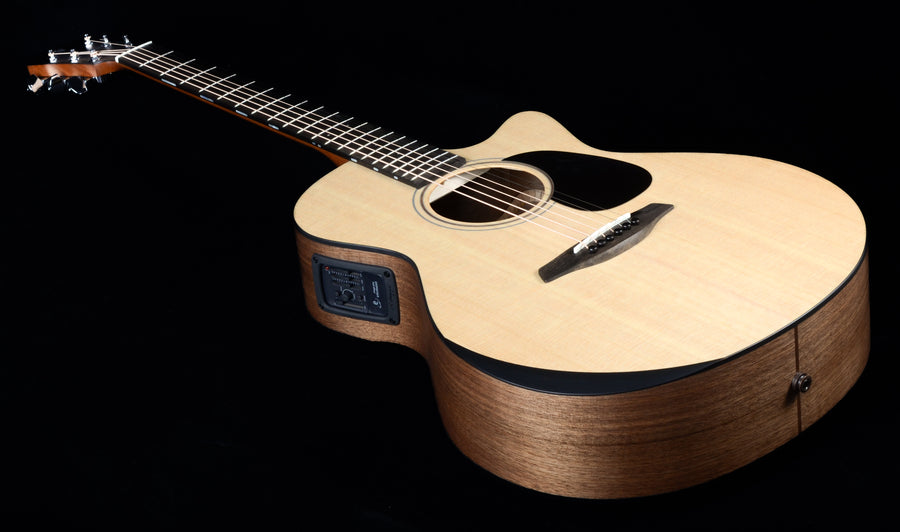 Furch Blue Deluxe Gc-SW SPE - Sitka Spruce/Black Walnut