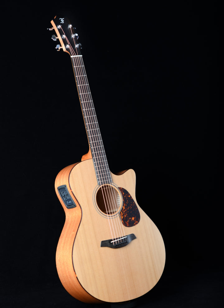 Furch Blue Gc-CM SPE Master's Choice - Western Red Cedar/African Mahogany
