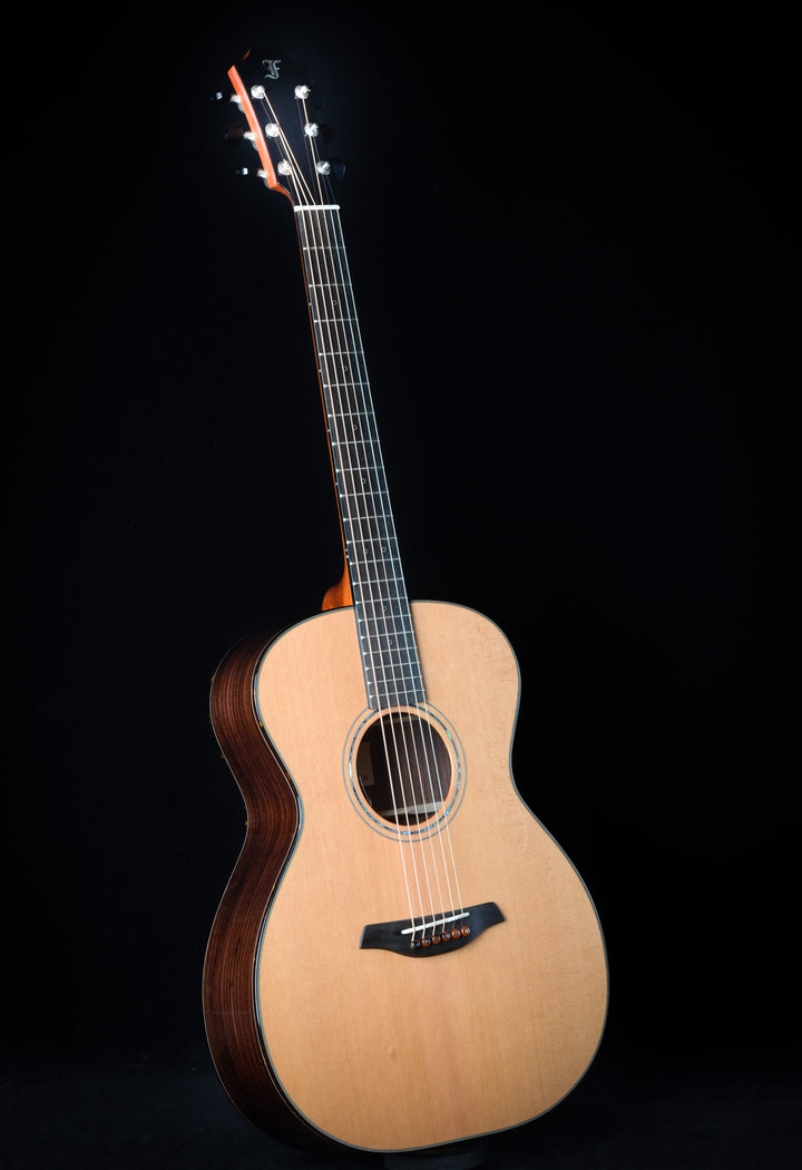 Furch Yellow OM-CR EAS-VTC - Western Red Cedar/Indian Rosewood