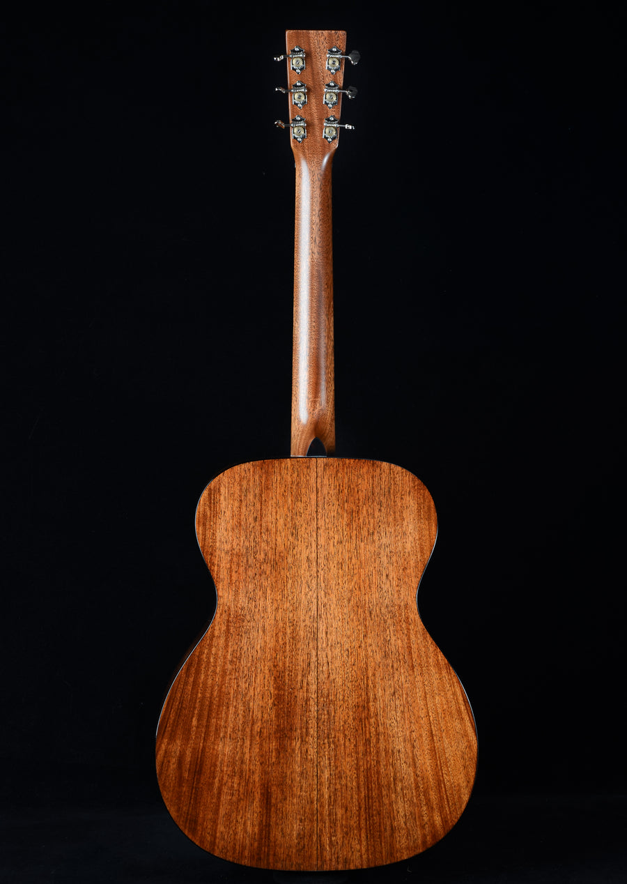 Martin Custom Shop 000-18 - New for 2025!