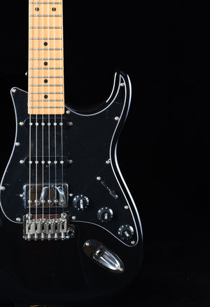 Tagima Classic Series T-640 Super HSS - Black with Black Pickguard