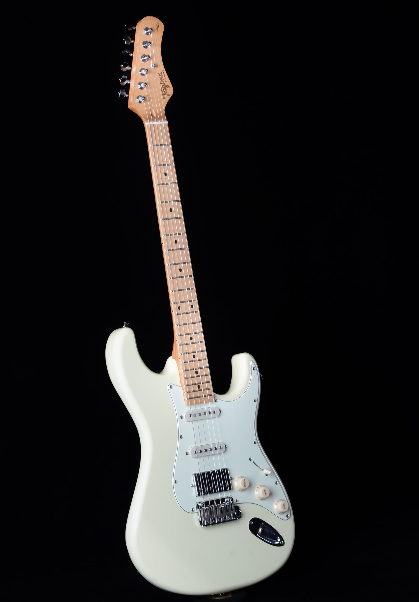 Tagima Classic Series T-640 Super HSS - Olympic White with Antique
