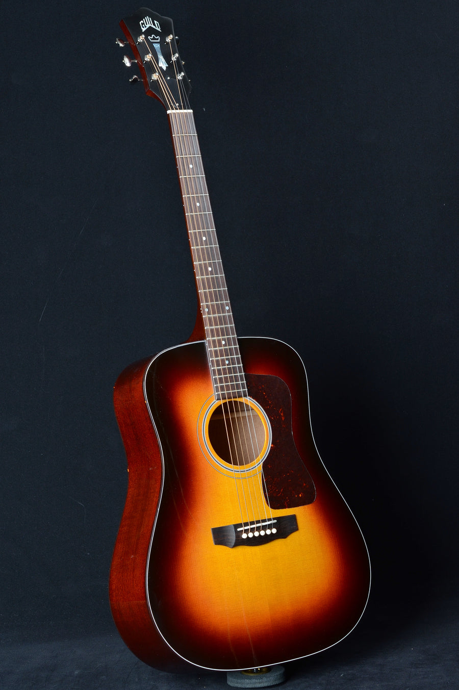 Guild USA D 40 Traditional Antique Sunburst for sale at Harrys Guitar Shop Raleigh NC Harry s Guitar Shop