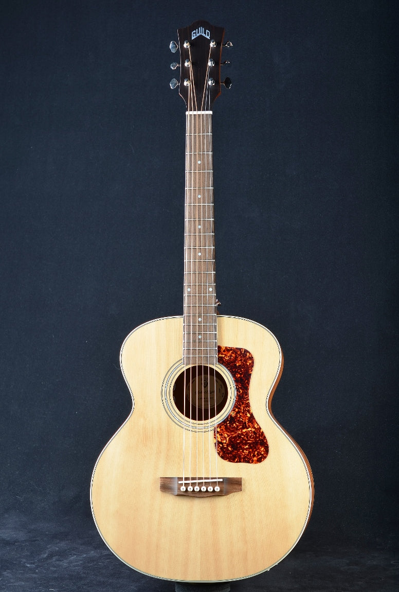 Guild Westerly Collection Jumbo Junior Mahogany