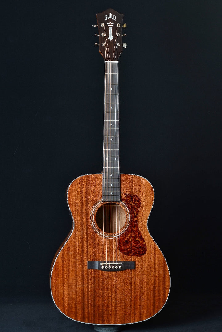 Guild Westerly Collection OM-120 - Natural