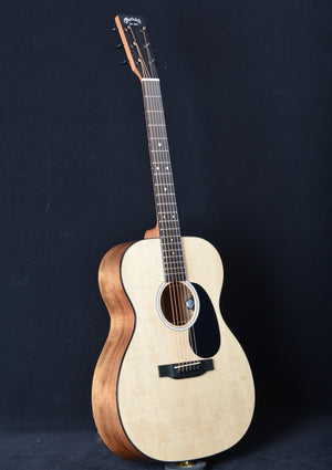 Martin 000-12E